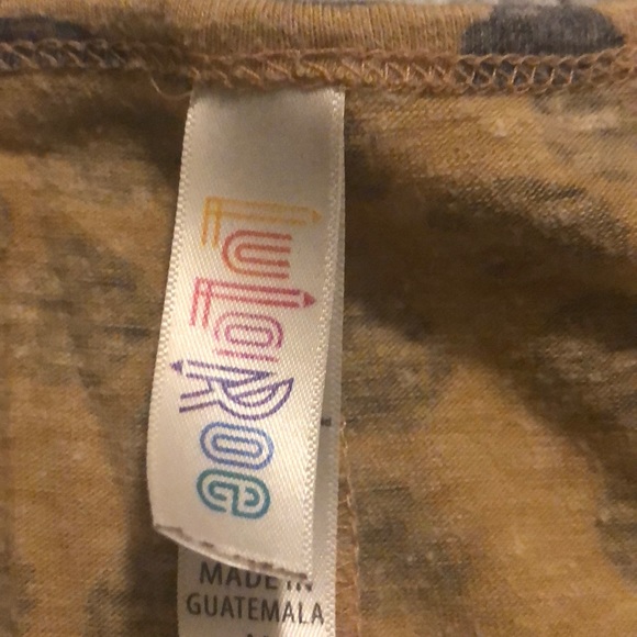 Lularoe cute little top with leggings - Picture 2 of 4